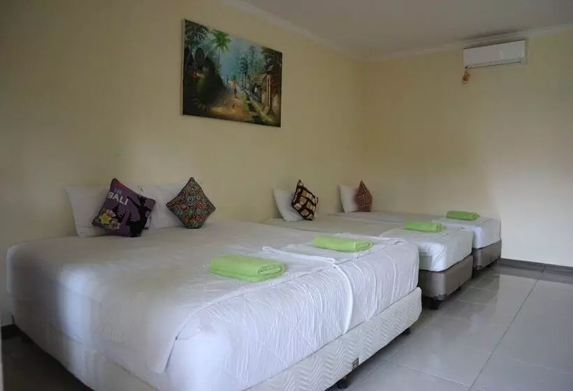 Hotelli Pondok Tulasi Semaya House