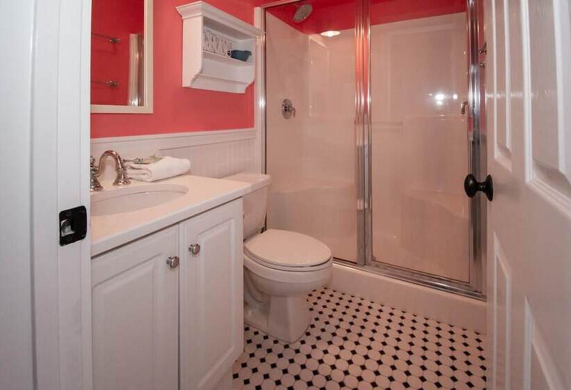 46 Davis Love Cottage