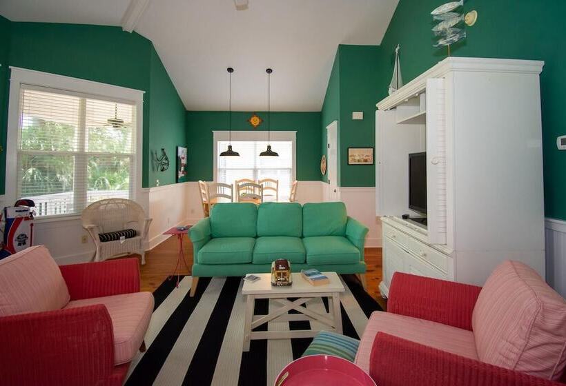 46 Davis Love Cottage