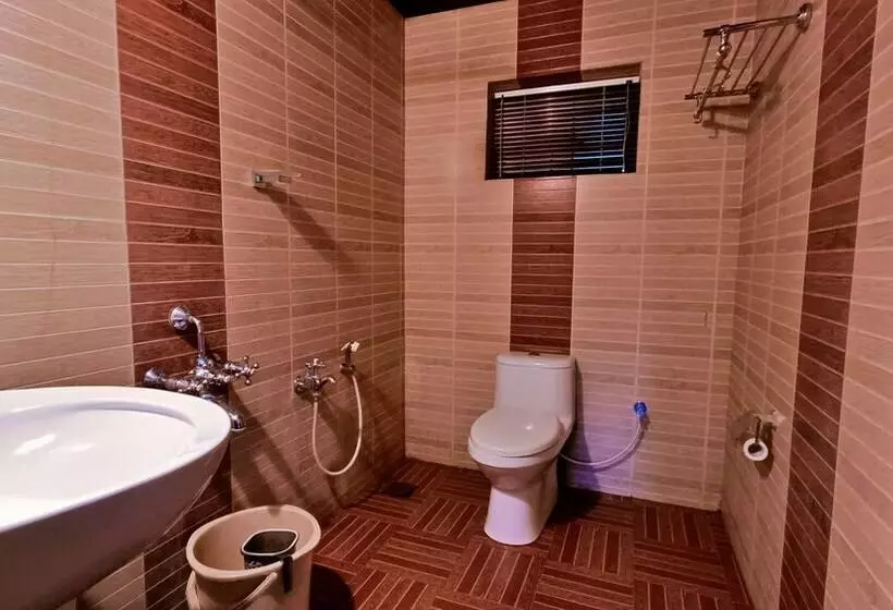 Adrak Mountain Mist Forest Resort