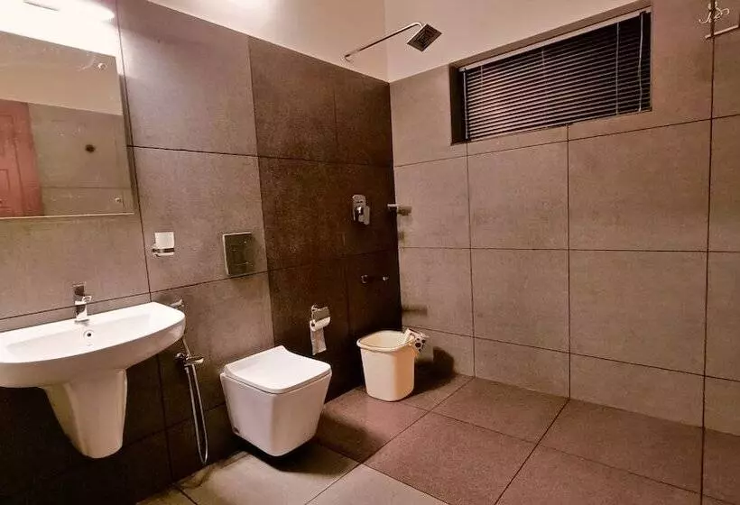 Adrak Mountain Mist Forest Resort