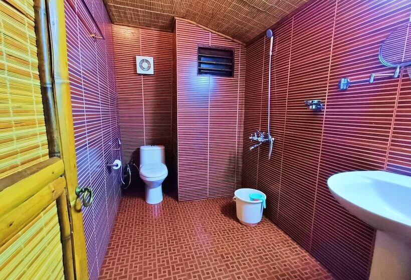 Adrak Mountain Mist Forest Resort