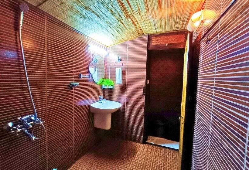 Adrak Mountain Mist Forest Resort