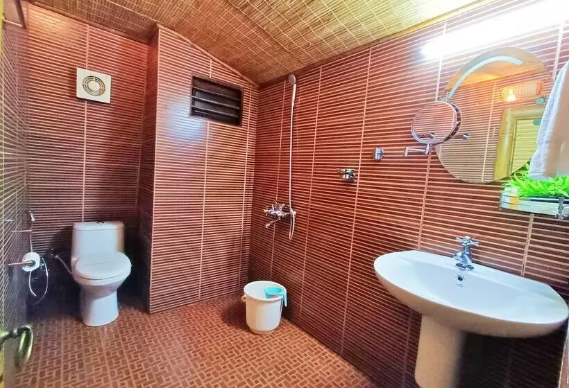 Adrak Mountain Mist Forest Resort