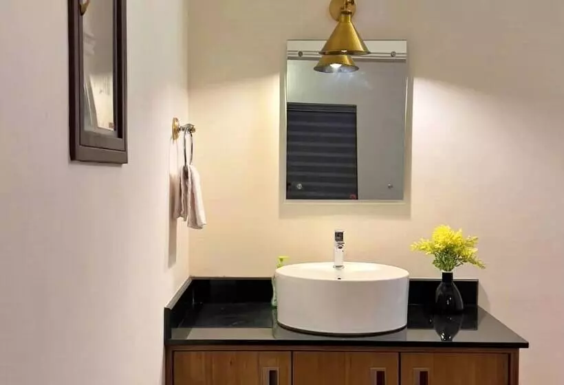 Adrak Mountain Mist Forest Resort