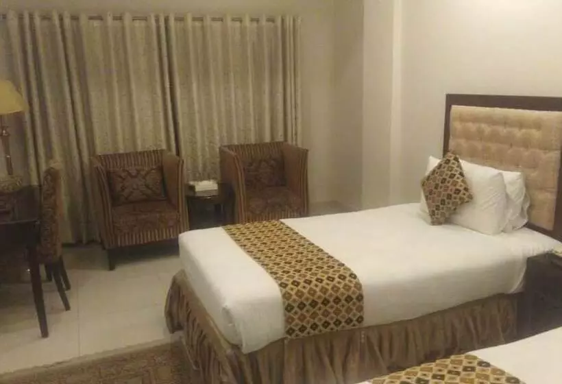 Grand Star Hotel Multan