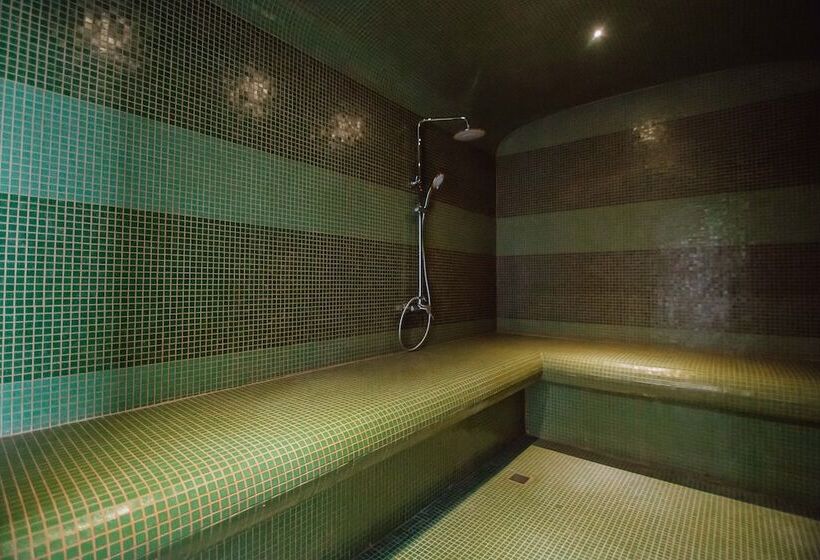 Graphic Hotel Batumi