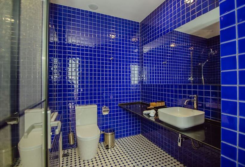 Graphic Hotel Batumi