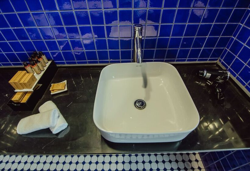 Graphic Hotel Batumi