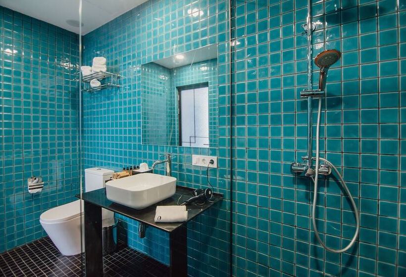 Graphic Hotel Batumi