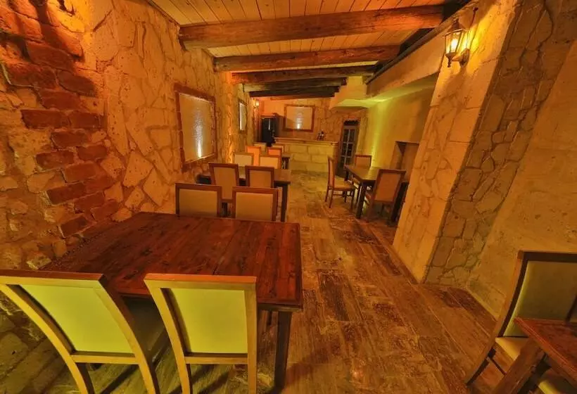 Hotelli Alphan Cappadocia