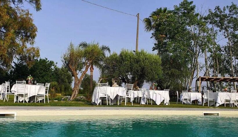 בית מלון כפרי Bubble Glamping Sicily