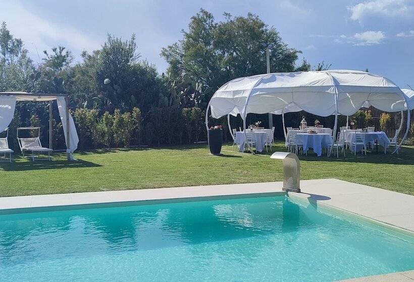 בית מלון כפרי Bubble Glamping Sicily