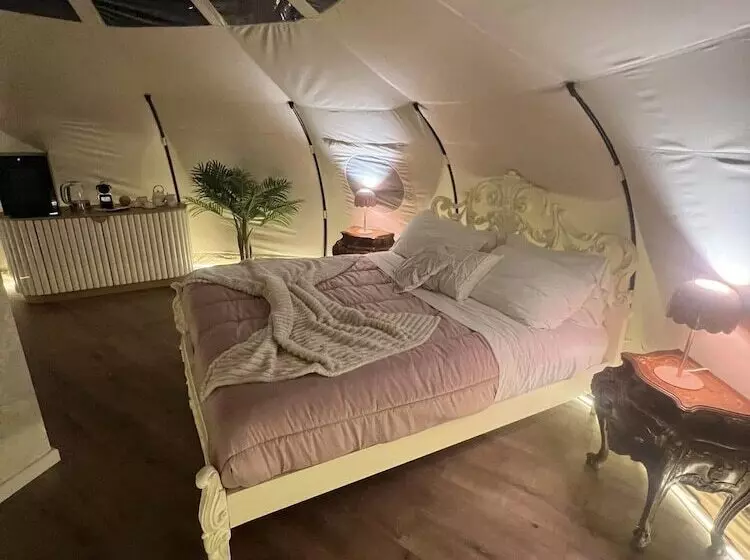 Hotelli Bubble Glamping Sicily