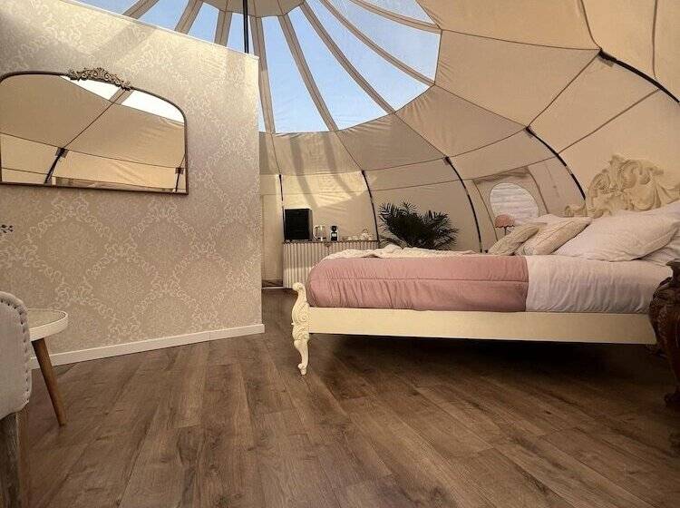 בית מלון כפרי Bubble Glamping Sicily