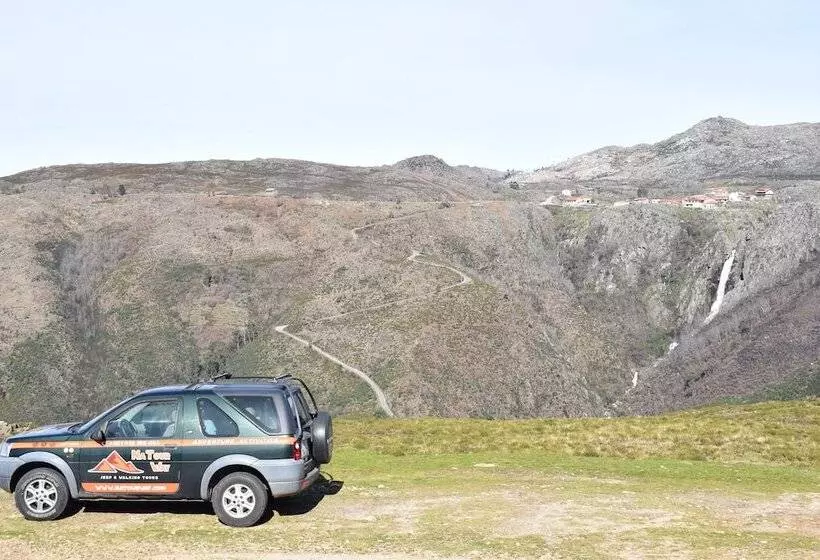 Hotelli Coliving The Valley Portugal With Coworking Space Open 24 7