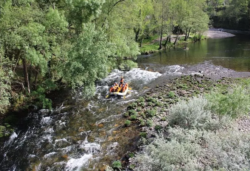 Hotelli Coliving The Valley Portugal With Coworking Space Open 24 7