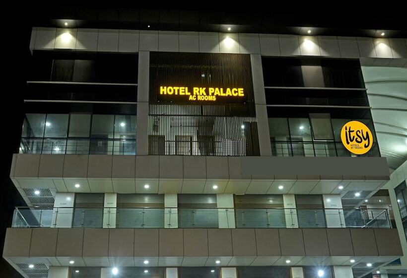 Itsy Hotels Rk Palace