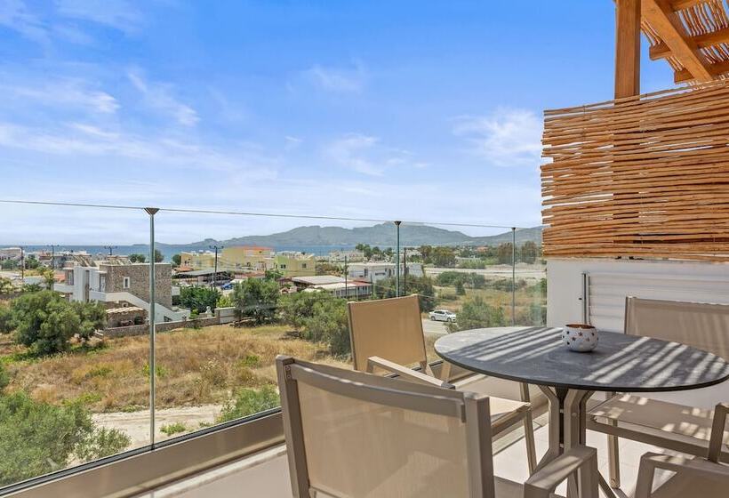 호텔 Kouros Stone Suites