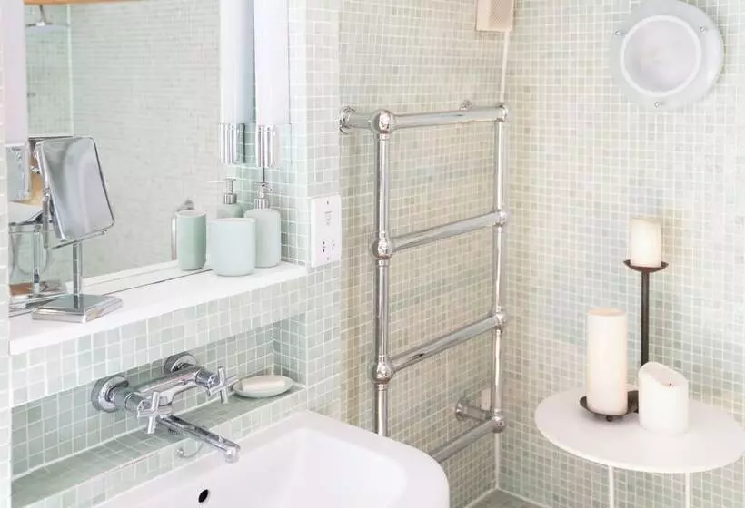 Maaseutuhotelli The Coach House At Jervaulx