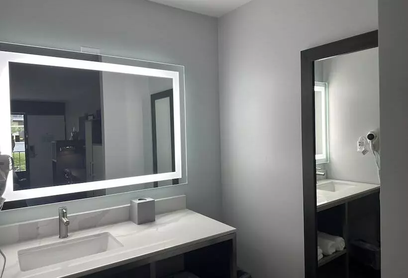 Hotelli Super 8 By Wyndham Baltimore Northwest