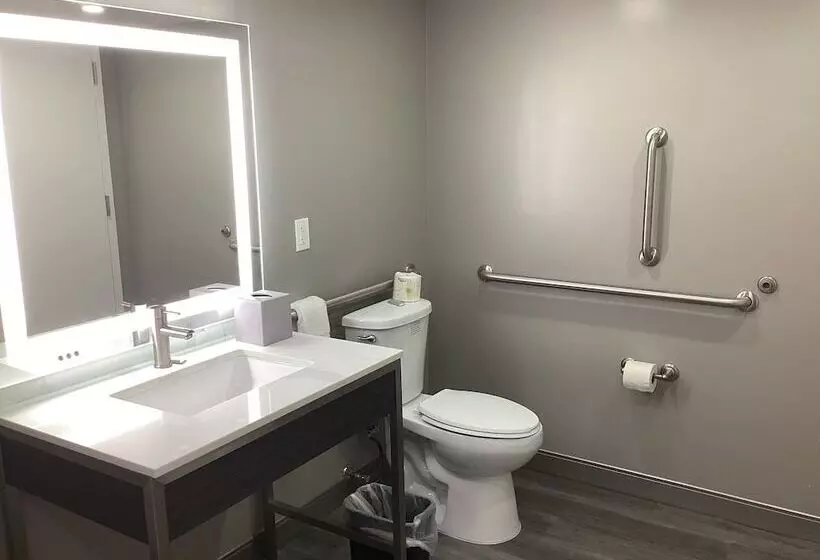 Hotelli Super 8 By Wyndham Baltimore Northwest