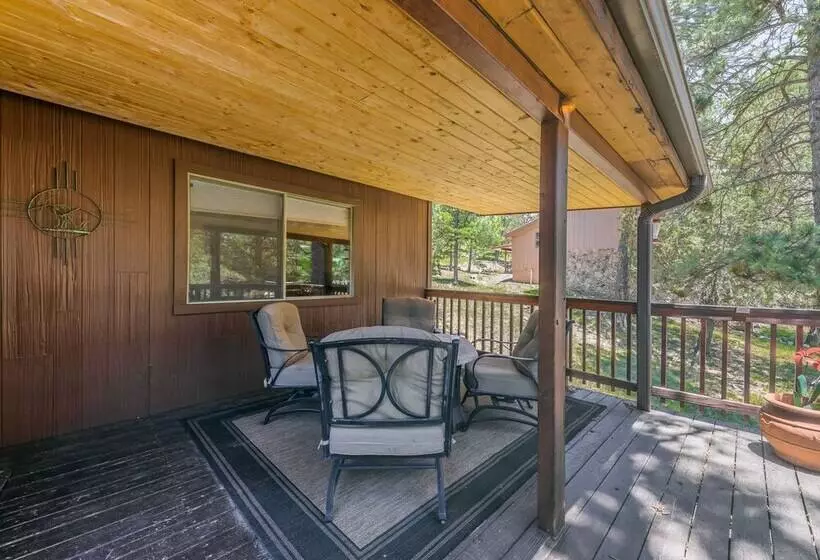Indianhead Lodge
