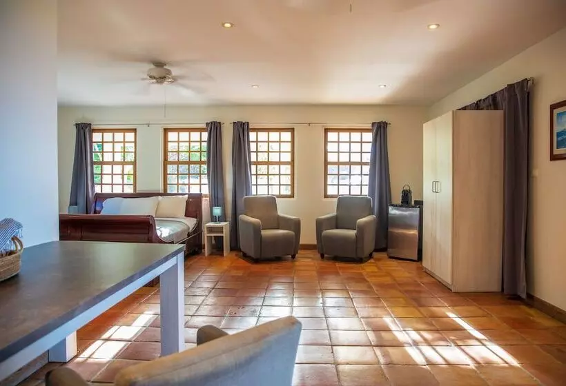 پانسیون Quill Gardens Boutique