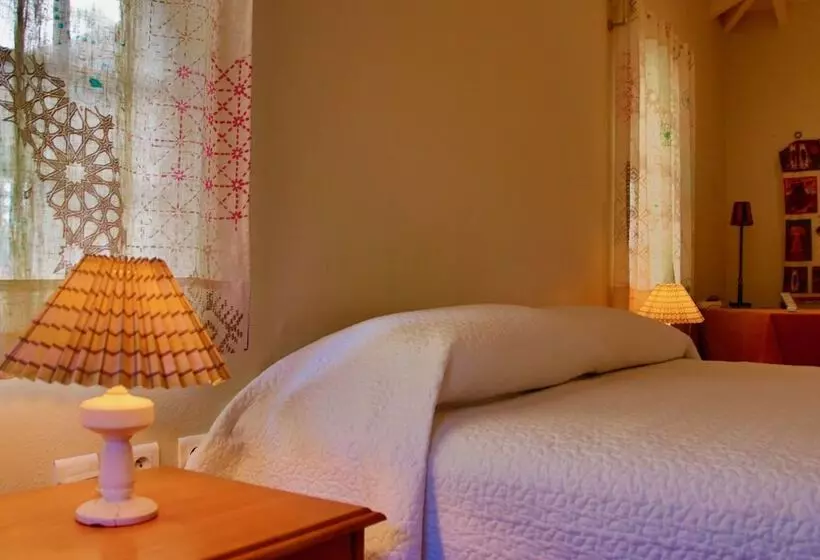 پانسیون Quill Gardens Boutique