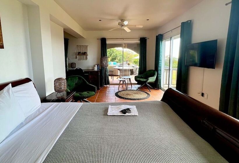 پانسیون Quill Gardens Boutique