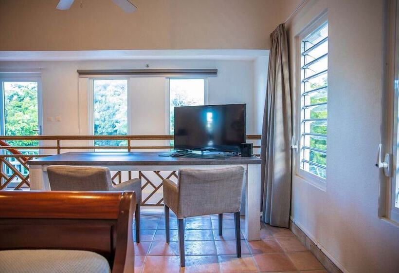 پانسیون Quill Gardens Boutique