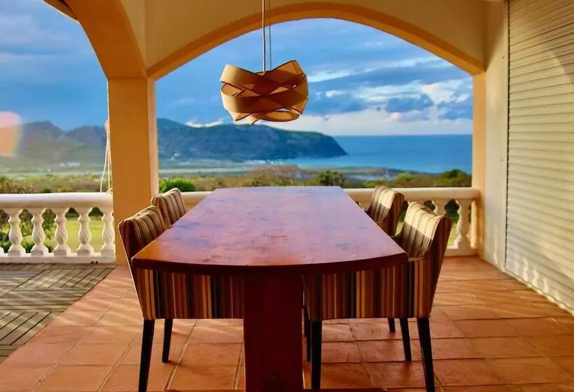 پانسیون Quill Gardens Boutique