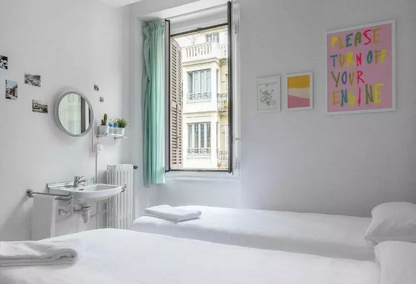 A Room In The City Hostel