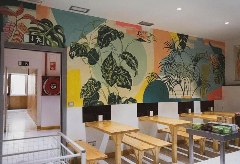 A Room In The City Hostel