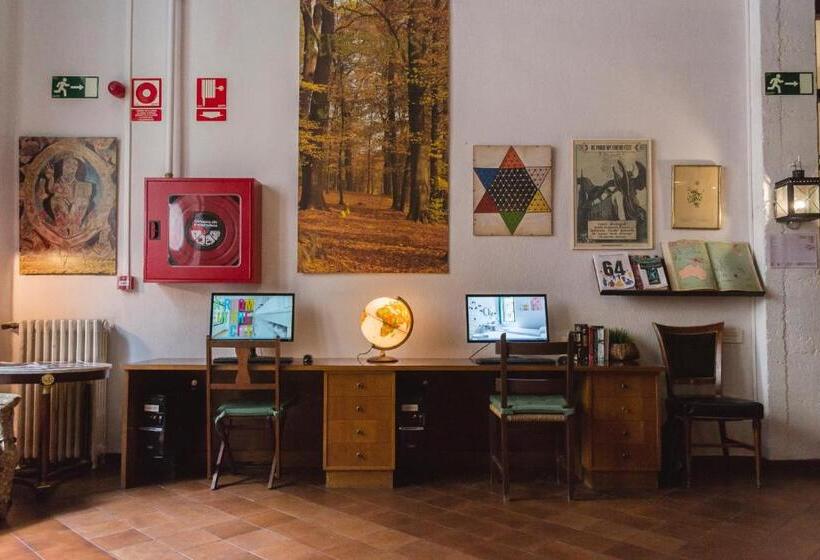 A Room In The City Hostel