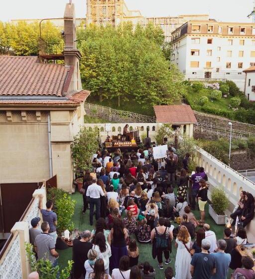 A Room In The City Hostel