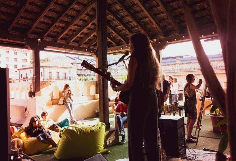 A Room In The City Hostel