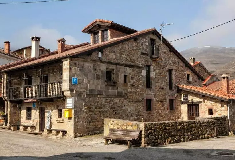 Retkeilymaja Nuestra Señora Del Carmen