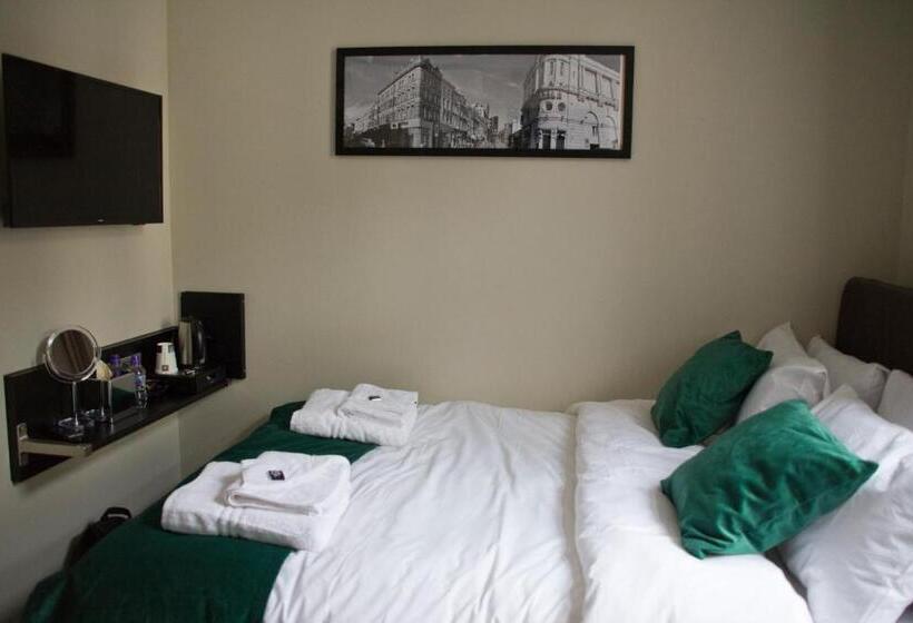 هاستل Keystone House