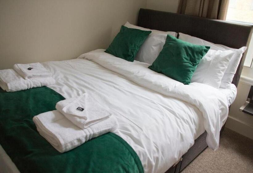 هاستل Keystone House