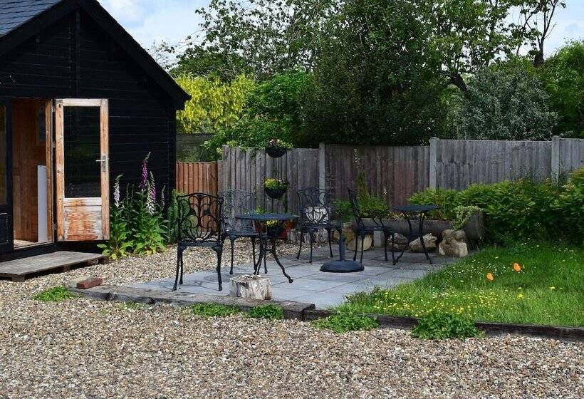 민박 Sandhurst Farm Forge