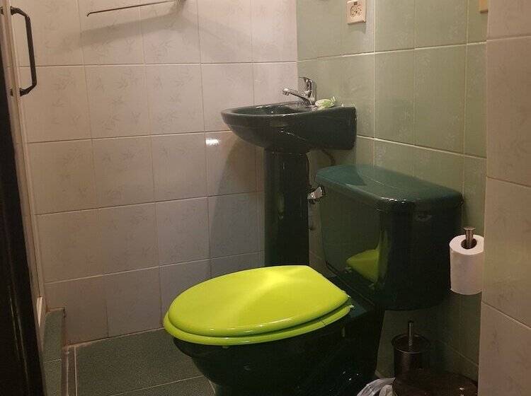 مسافرخانه Casa Colonial Asturias