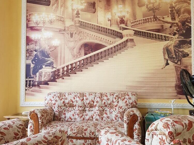 مسافرخانه Casa Colonial Asturias