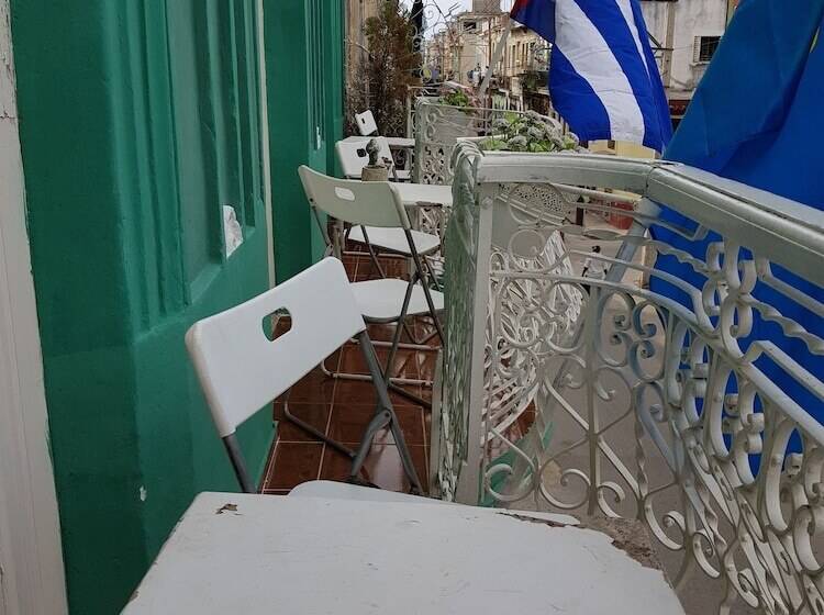 مسافرخانه Casa Colonial Asturias