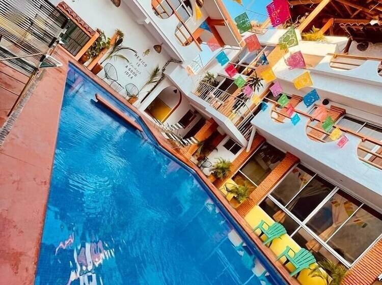 هتل Casa De La Palma Bed And Breakfast