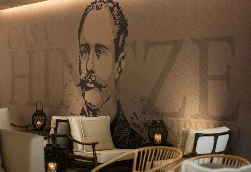 ホテル Casa Hintze Ribeiro