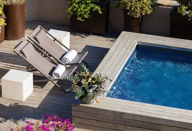 Duquesa Suites Landmark Hotel By Grup Duquessa