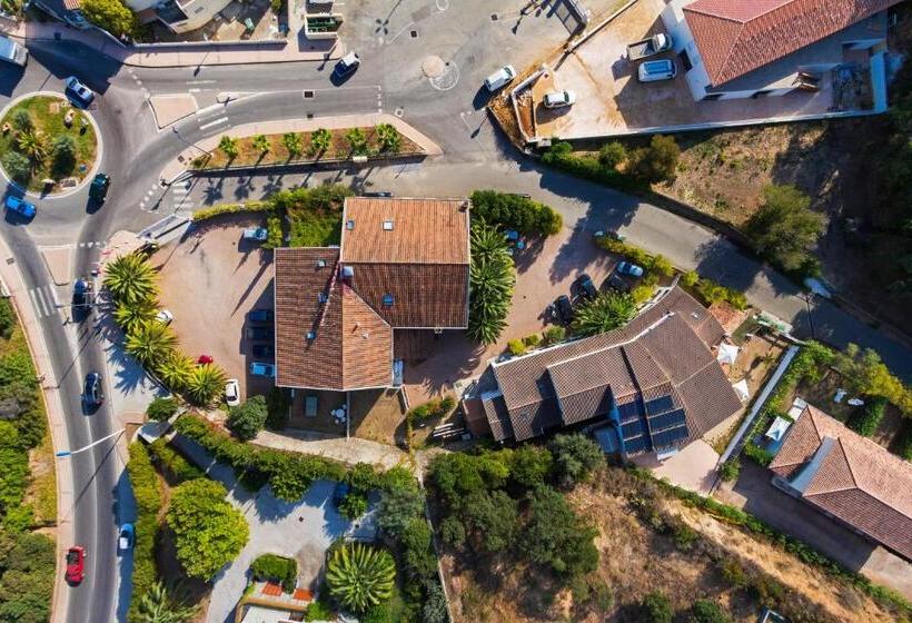 בית מלון כפרי Hôtel De Porticcio