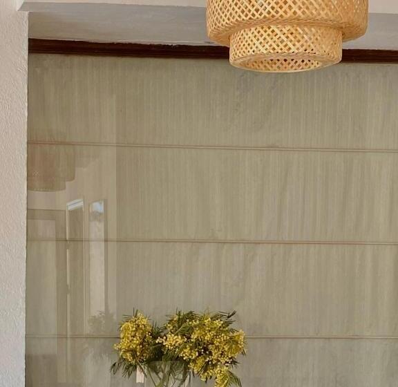 בית מלון כפרי Hôtel De Porticcio