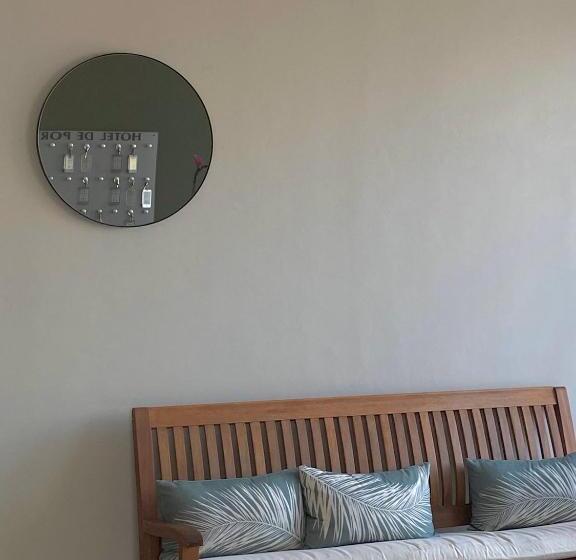 בית מלון כפרי Hôtel De Porticcio